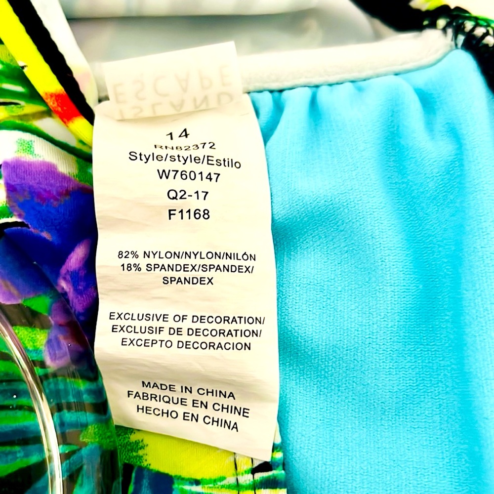 Island Escape~ Vibrant Tankini - Picture 10 of 14